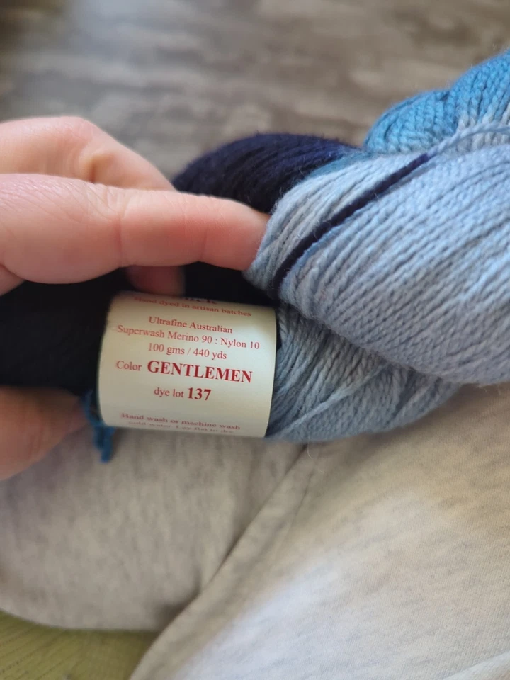 Juego de 2 calcetines Tilli Tomas Sw Merino 440 yardas cada uno teñido a mano Foto 3 de 4