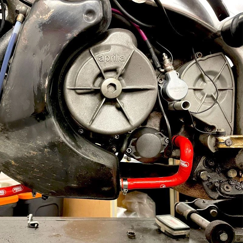 Samco Solar Orange Camo Hose & Clip Kit Aprilia RSV 1000 Mille (Oil Hose) 98-03 - Image 2 of 4