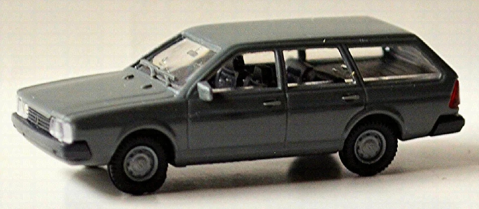 VW Passat B2 Variante 1981 1980-88 Tipo B2 Grigio Scuro Dark Gray 1:87 I. M. U. - Immagine 2 di 4