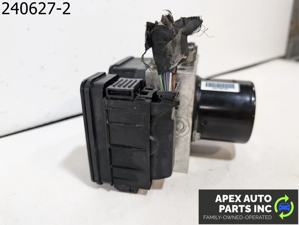 Chevrolet Malibu 2015 fabricante de equipos originales 2,5 L A/T tracción delantera ABS módulo de bomba de freno antibloqueo 22810057 Foto 3 de 4