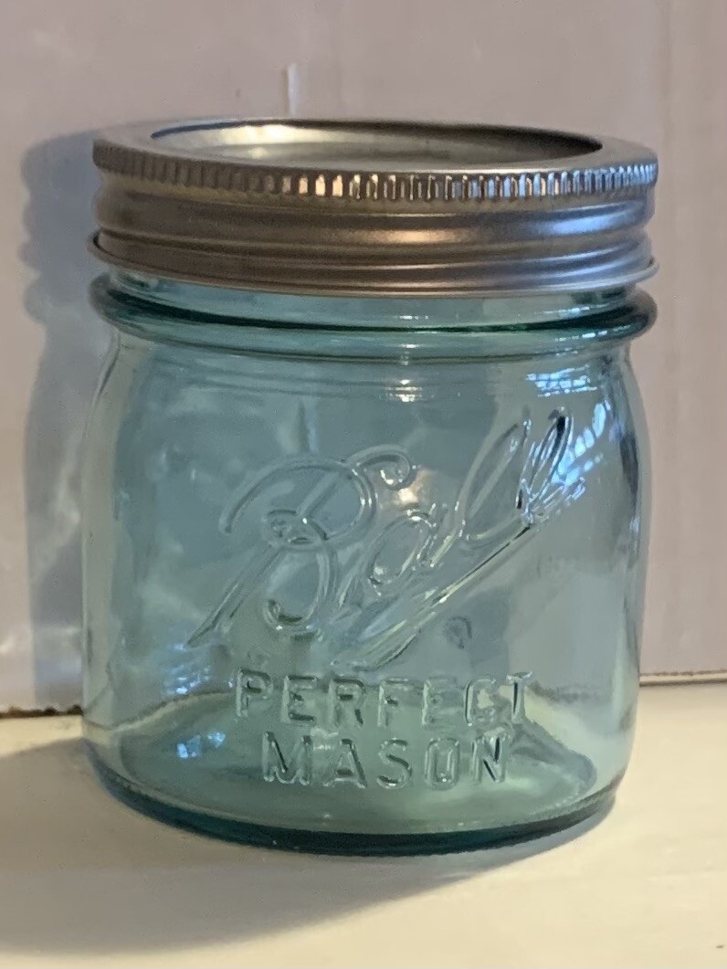 Blue Aqua Ball Half Pint Vintage Mason Jar With Lid And Band Collector's Edition