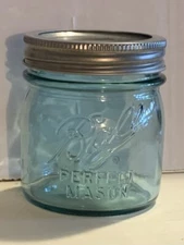 Blue Aqua Ball Half Pint Vintage Mason Jar With Lid And Band Collector's Edition