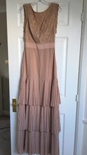 TED BAKER JIRIN Pale peach/Nude Lace And chiffon Maxi dress - TB size 0 (UK 6).