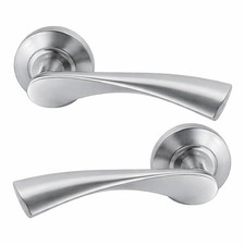 UAP Truro Internal & External Door Handles Pair on Round Rose