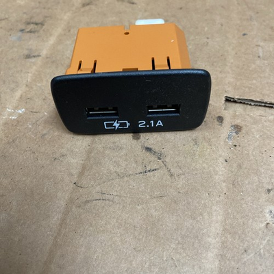 #ad 2018 2019 2020 Subaru Crosstrek USB Charging Charge Port 2.1 86257SJ420 0055 $39.99