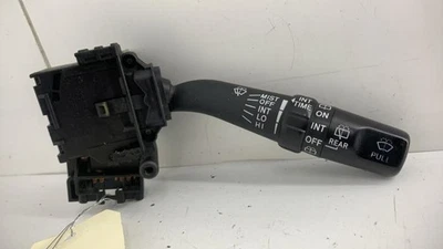 Commodo d'essuie glaces TOYOTA COROLLA VERSO 2 PHASE 1 8465205150 2ADFTV - Photo 1/4
