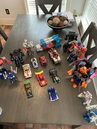 Transformers G1 Takara Ultra Magnus 1984 + Optimus Prime Lot 18 Figures