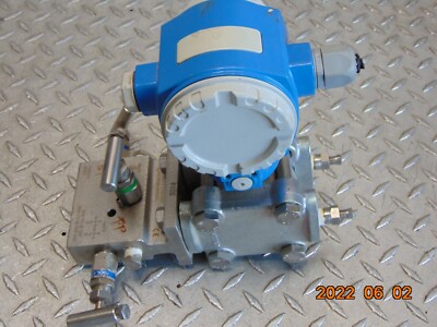 ENDRESS+HAUSER PMD75-ACB7BB1BAAU DELTABAR S TRANSMITTER 71037612 MANIFOLD