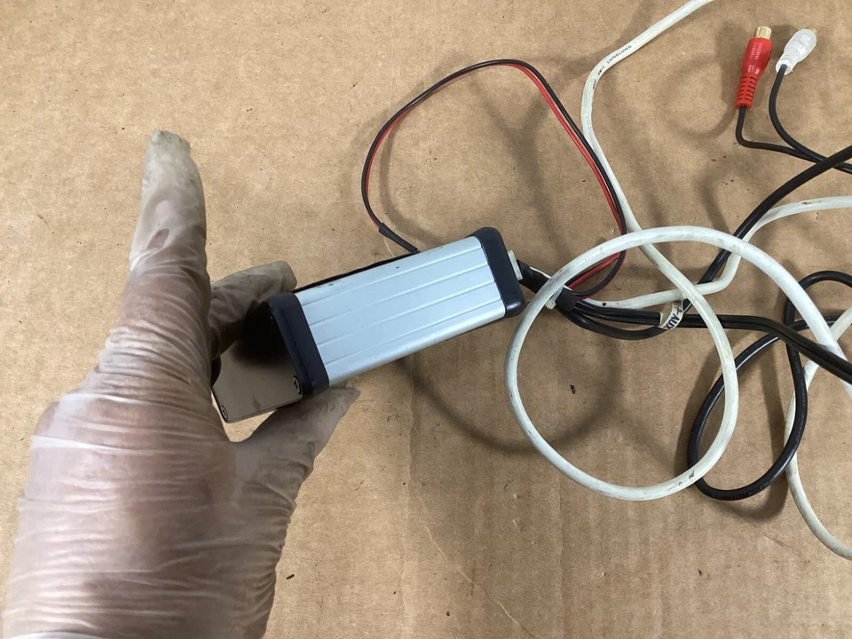 Porsche Cayenne 2008-2010 navegación-TV módulo de interfaz de cámara de reversa OEM. Foto 2 de 4