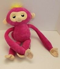 WowWee Fingerlings Hugs Bella Pink Baby Monkey - Interactive Plush WORKS GREAT