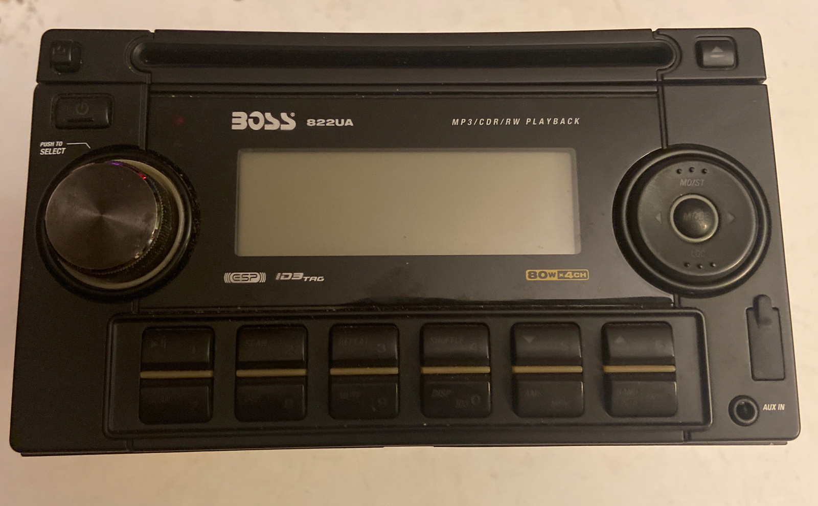 Boss Audio 822UA In-Dash Head Unit Car Stereo CD Receiver System