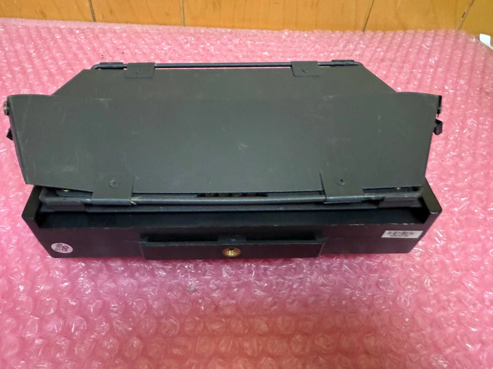 ikan LED312AS Dimmable LED Bi-Color Flood Light Photography 7.4 V 14.8V Black - Image 4 of 4