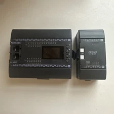 Keyence KV-40DT Programmable Controller With KV-E4XT Expansion