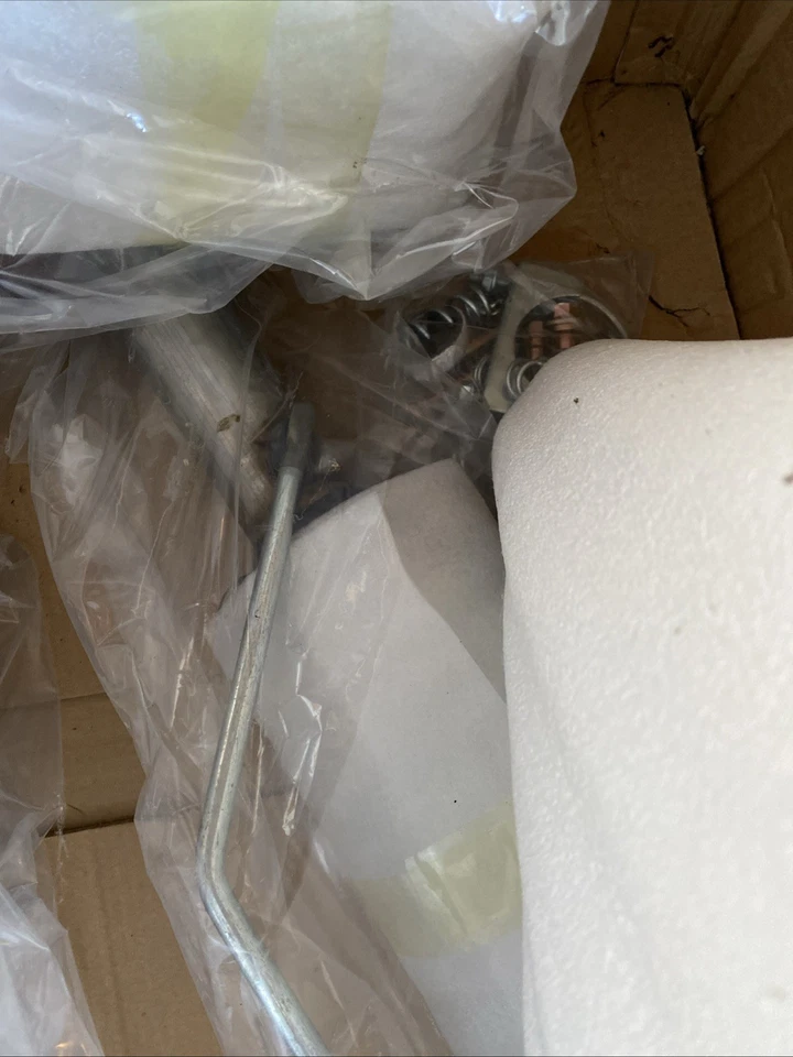 Kit de tubo de escape convertidor catalítico de 4,0 L apto para Jeep Wrangler 2004 2005 2006 Foto 2 de 3