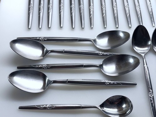 SILVERWARE ~ AMC ~ MCM ~ MADRID GARDEN ROSE ~ 34pc Lot ~ COMPLETE 4pc Place Set+ - Picture 6 of 10