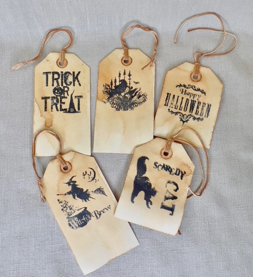 Folk-Art Primitive Halloween Stamped Hang Tags, 14-pcs (Large 4.25") & (XL 5.5") - Image 3 of 4