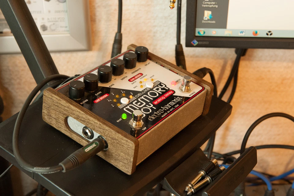 Electro Harmonix Holz Seitenteil Wood Side Panel End Cheeks Memory Man etc. DO - Image 3 of 3