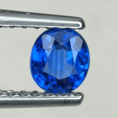  100% NATURAL0.44Cts BEAUTIFUL BLUE  SAPPHIRE