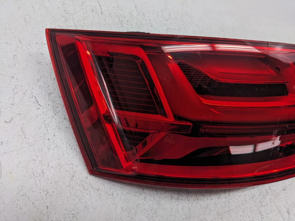 Luz trasera izquierda LED AUDI Q7 2016-2018 TL54 Foto 3 de 4