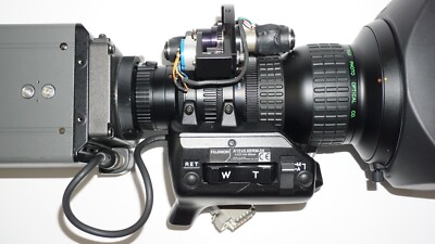 FUJINON A12×6.8BRM-５８1:2.5/6.8-82mm Hitachi HV-D5W Digital Video Camera & FUJI WIDE ZOOM LENS FUJINON
