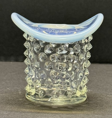 Vintage Fenton Hobnail Moonstone Opalescent Top Hat Toothpick Holder - Picture 3 of 18