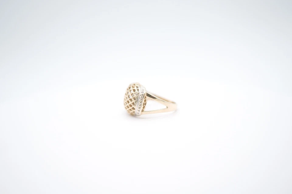 14K Yellow and White Gold Crosshatch 3D Split Shoulder Ring - Image 3 of 4