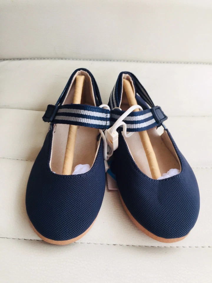 ZARA Bebé Niña Azul Marino Bailarina PLANAS CON CORREAS EE. UU. 5 O3248 Foto 2 de 4