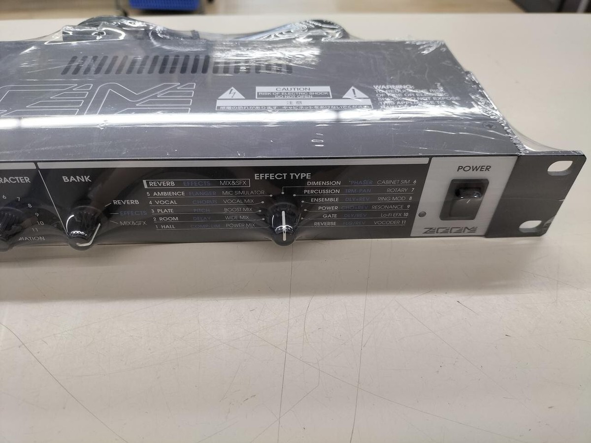 ZOOM RFX-1100 Digital Reverb Guitar&Vocal Multi Effects