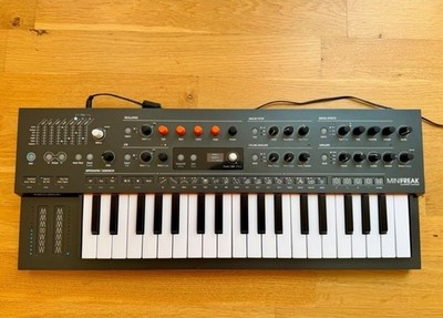 Arturia MiniFreak - Top Zustand mit Originalverpackung