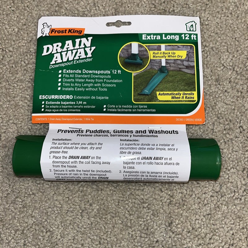 DE300 Standard Plastic Drain Away Downspout Extender, Extends 12-Feet, Green