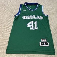 Dirk Nowitzki Dallas  41 Green Swingman Hardwood Classic Men's Jersey Length 2