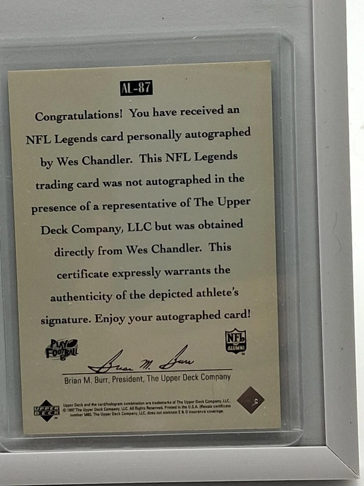 1997 Pre-owned UD NFL Legends Wes Chandler Autograph - Image 2 of 2