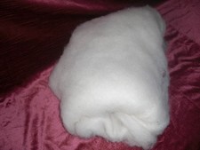 carded wool in natural white as 100g fleece  