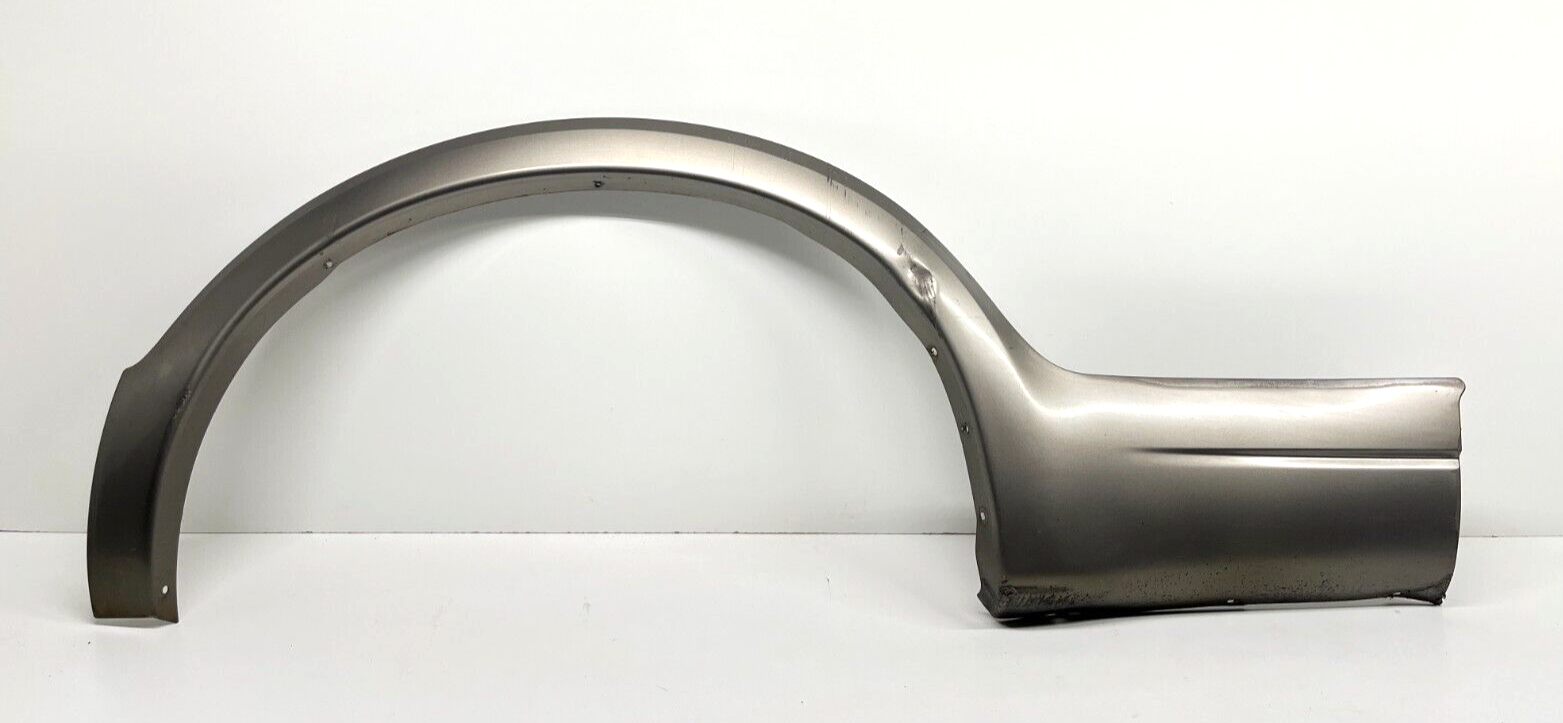 2005 FORD EXCURSION Left Rear Fender Flare Molding Mineral Gray | eBay