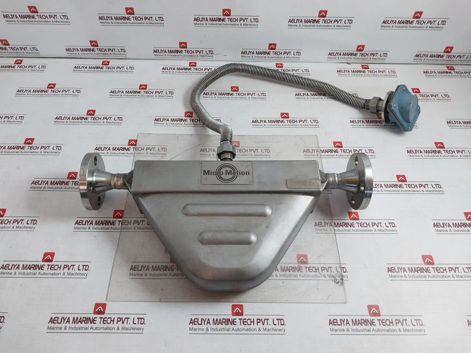 Micro Motion F100A129CRAZEZ1ZZ Mass Flow Sensor 276.124.67 REV: AA 50Bar 25 C - Image 2 of 4