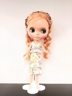 Takara Neo Blythe Doll Mademoiselle Rosebud Rare Collectible with