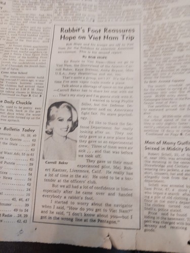 Vintage 1965 Vietnam Bob Hope Caroll Baker Tour: giornale Philadelphia Bulletin - Foto 12 di 19