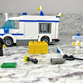 LEGO CITY: Prisoner Transport (7286) Incomplete - Retired