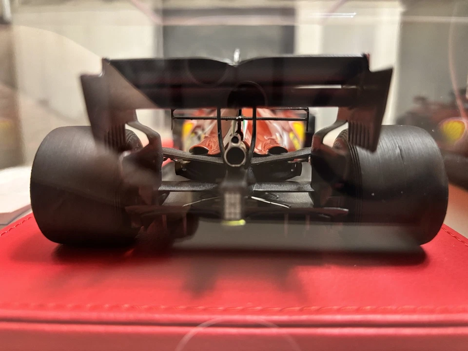 BBR 1/18 Ferrari SF1000 GP della Toscana Edition of 168/400 - Immagine 3 di 4