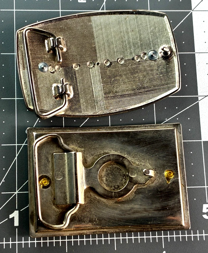 Lote de 2 hebillas de cinturón esmaltadas originales vintage Amtrak Railroad (1) de colección JP Foto 4 de 4