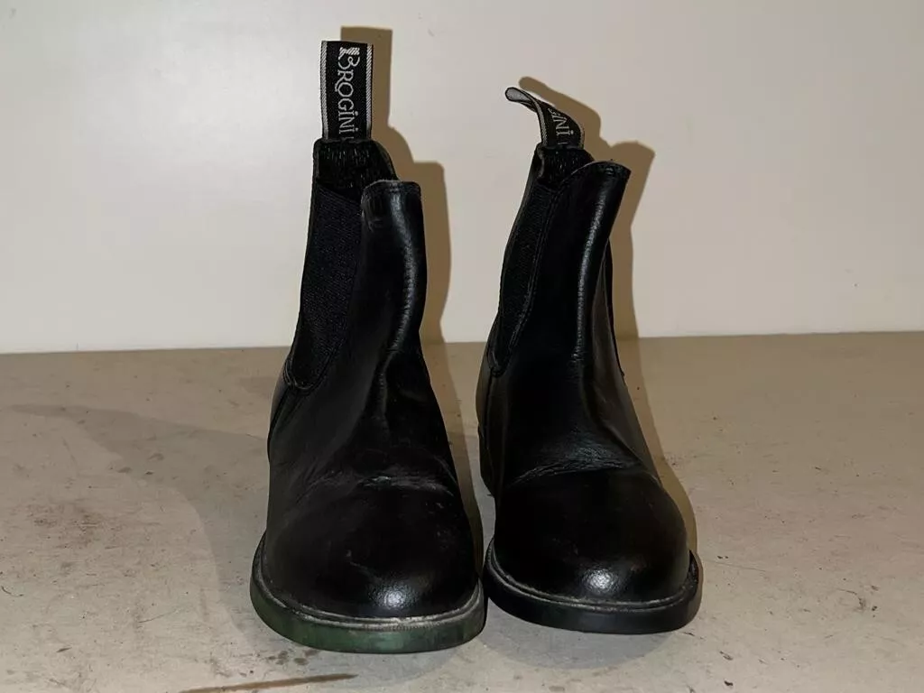 Brogini chelsea boots cheap