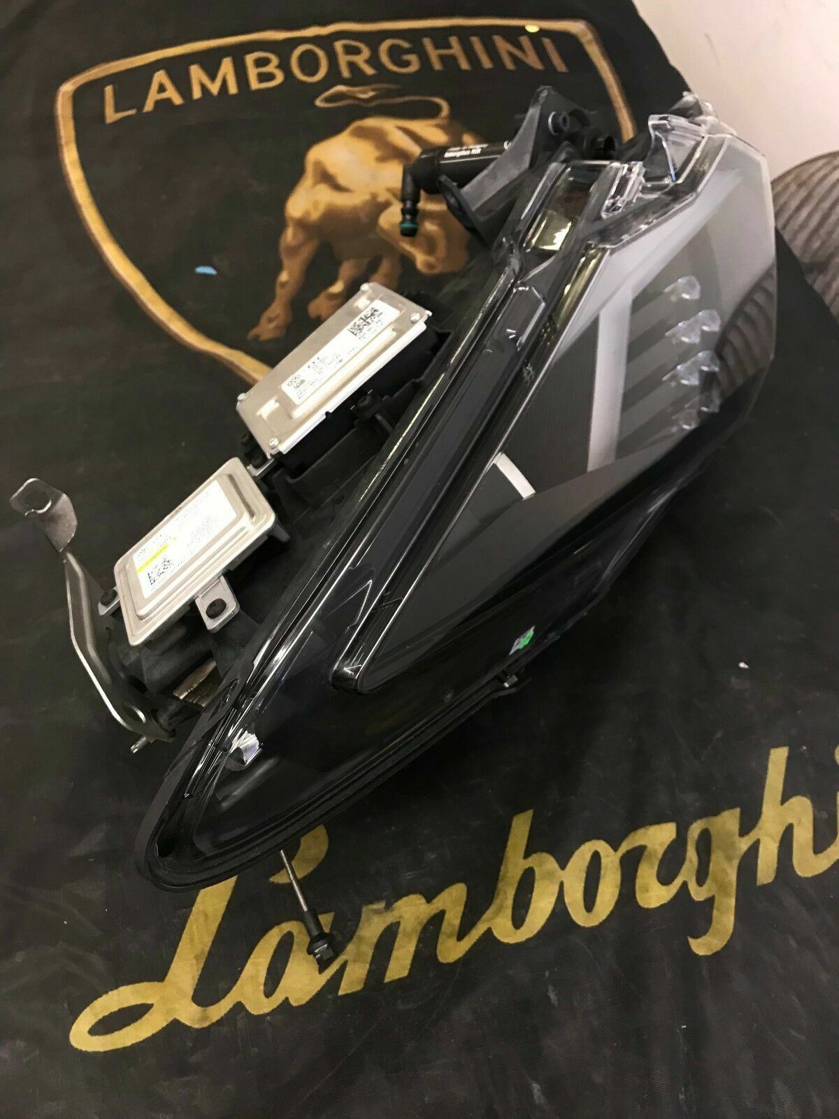 LAMBORGHINI AVENTADOR LP700 720 750 DRIVER LEFT SIDE HEADLIGHT OEM 471941003H