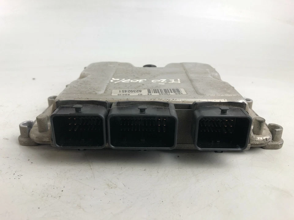 Unidad módulo control ordenador motor peugeot 307 ECU 9644606180 0281010779 Foto 2 de 4