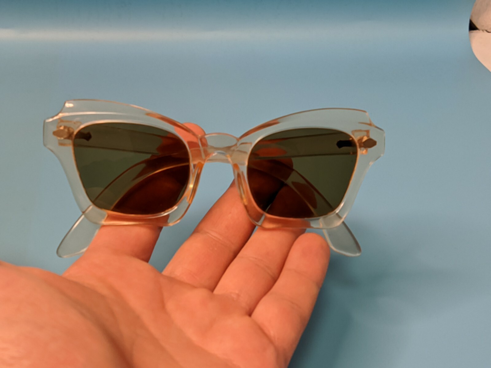 VINTAGE 40s CLEAR ACETATE RECTANGULAR SUNGLASSES … - image 4