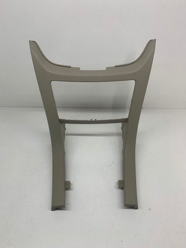 VE Series 2 IQ Cream Omega Berlina Calais Radio Lower Dash Trim Surround |  eBay