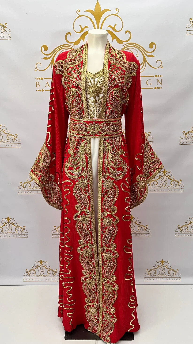 Vestido caftán de lujo 3 piezas Bordados dorados y cuentas diseño cachemir