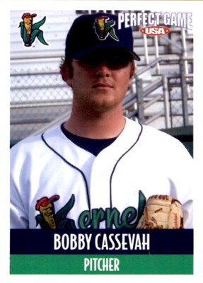 2007 Cedar Rapids Kernels Team Issue #5 Bobby Cassevah Pensacola Florida FL Card