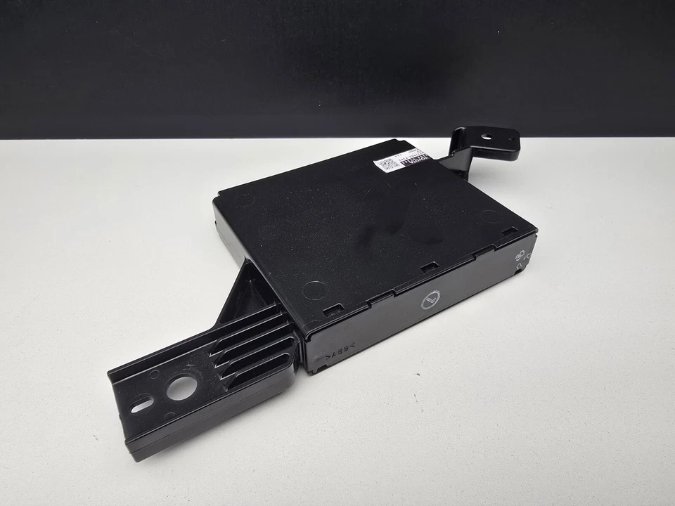 17-19 Toyota Highlander A/C Amplifier Temperature Control Module 88650-0E342 - Image 3 of 4