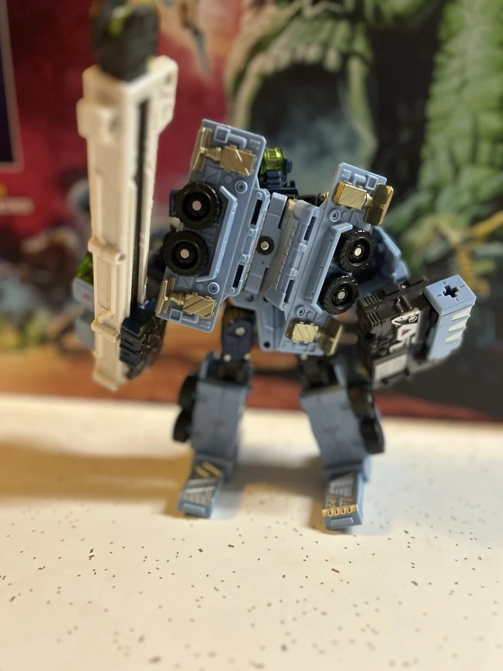 Фигурка Transformers Cybertron Mudflap Voyager Class 2004 Hasbro неполная - Изображение 4 из 4