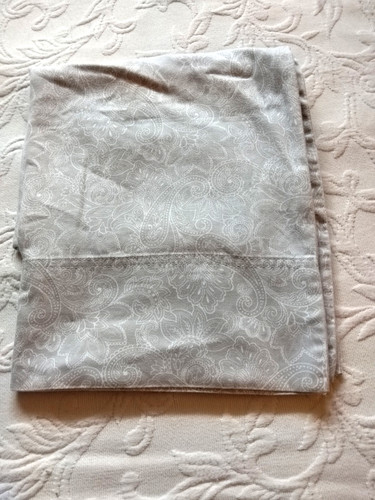 Better Homes & Gardens Medium Gray Paisley Print King Sheet Set--4 Pieces